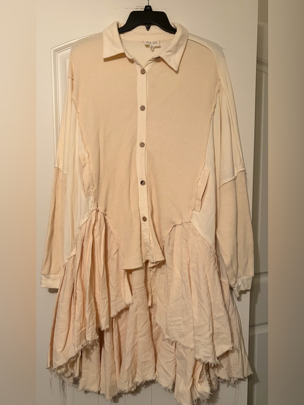 Oli & Hali Cream Textured Button-Front Tunic